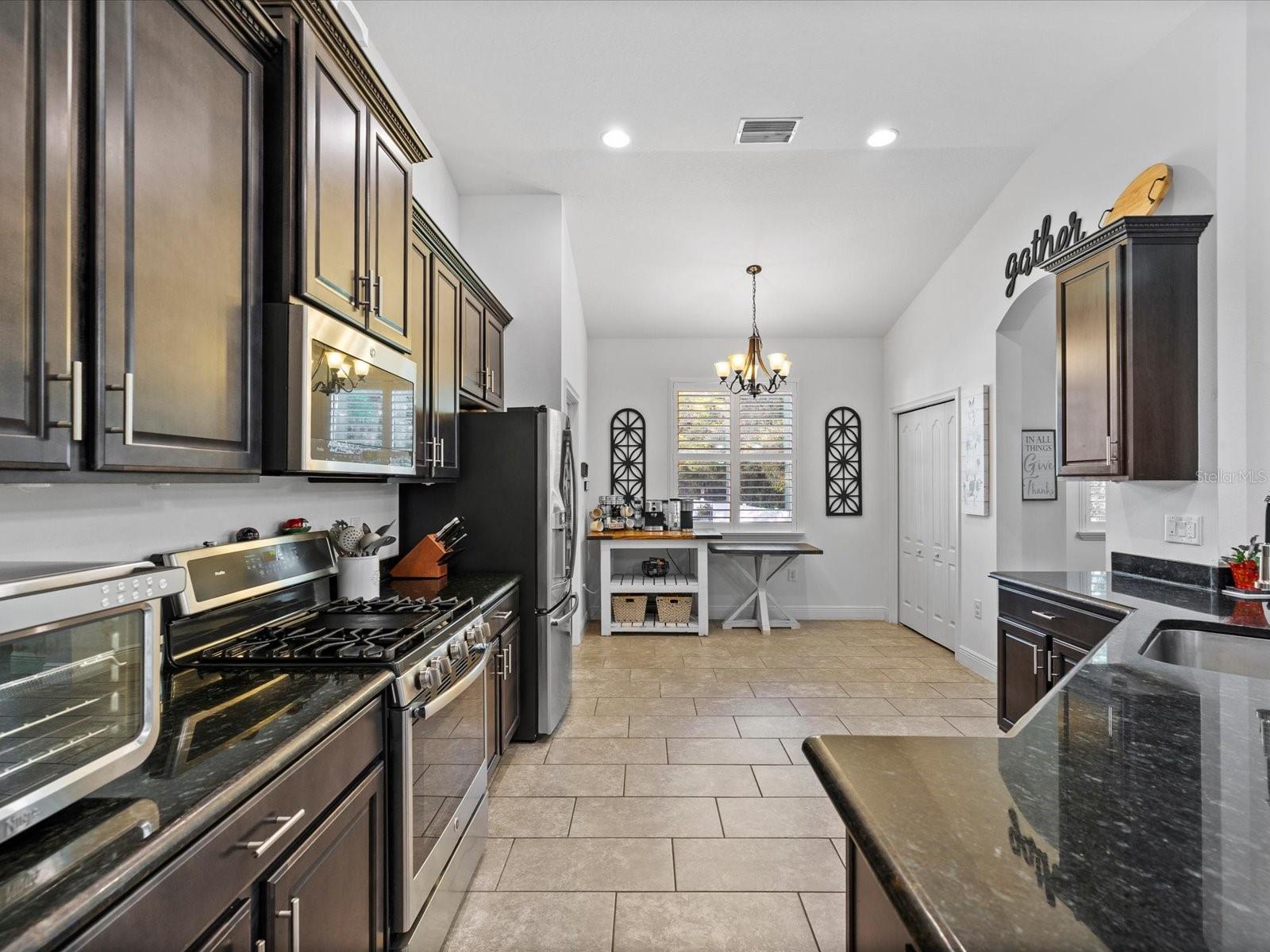 Image 8 of 65 For 8531 May Port Court