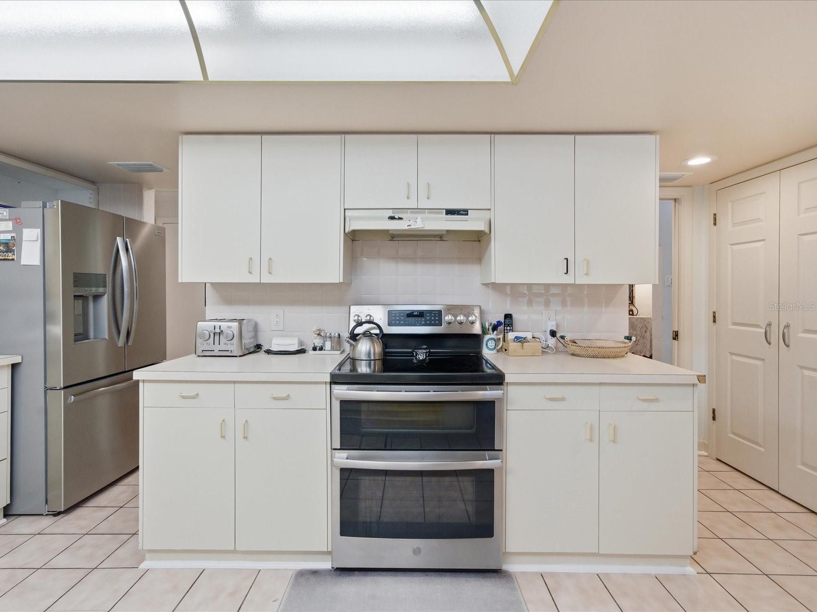 Image 18 of 66 For 1316 Kennywood Drive