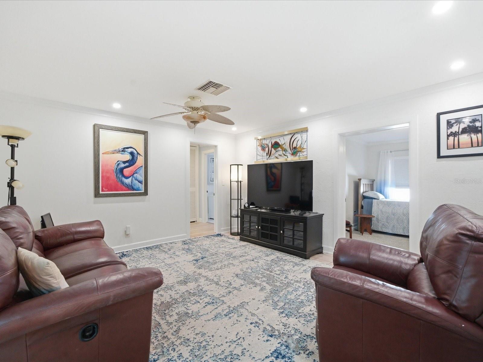 Image 25 of 66 For 1316 Kennywood Drive