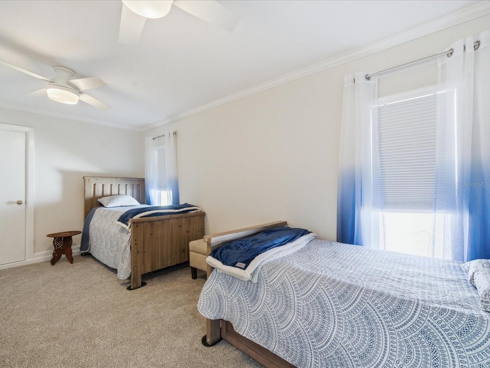 Image 40 of 66 For 1316 Kennywood Drive