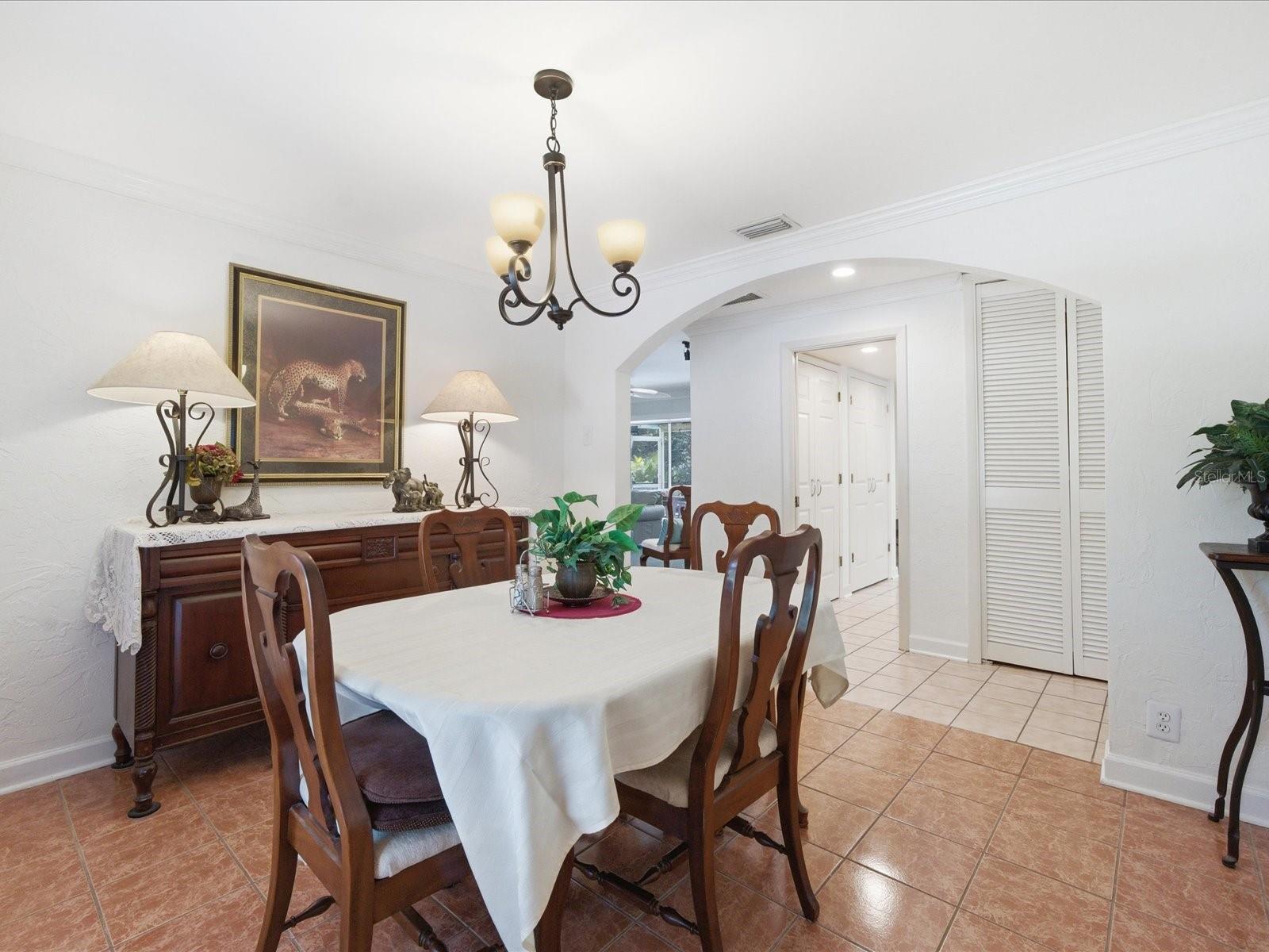 Image 7 of 66 For 1316 Kennywood Drive