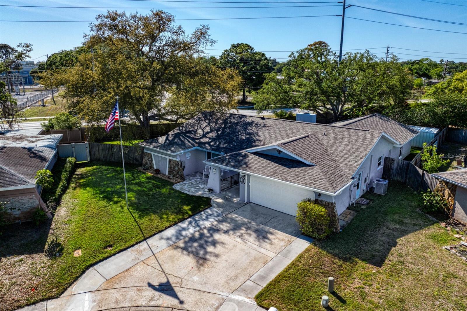 Image 46 of 49 For 8645 Pinetree Drive W