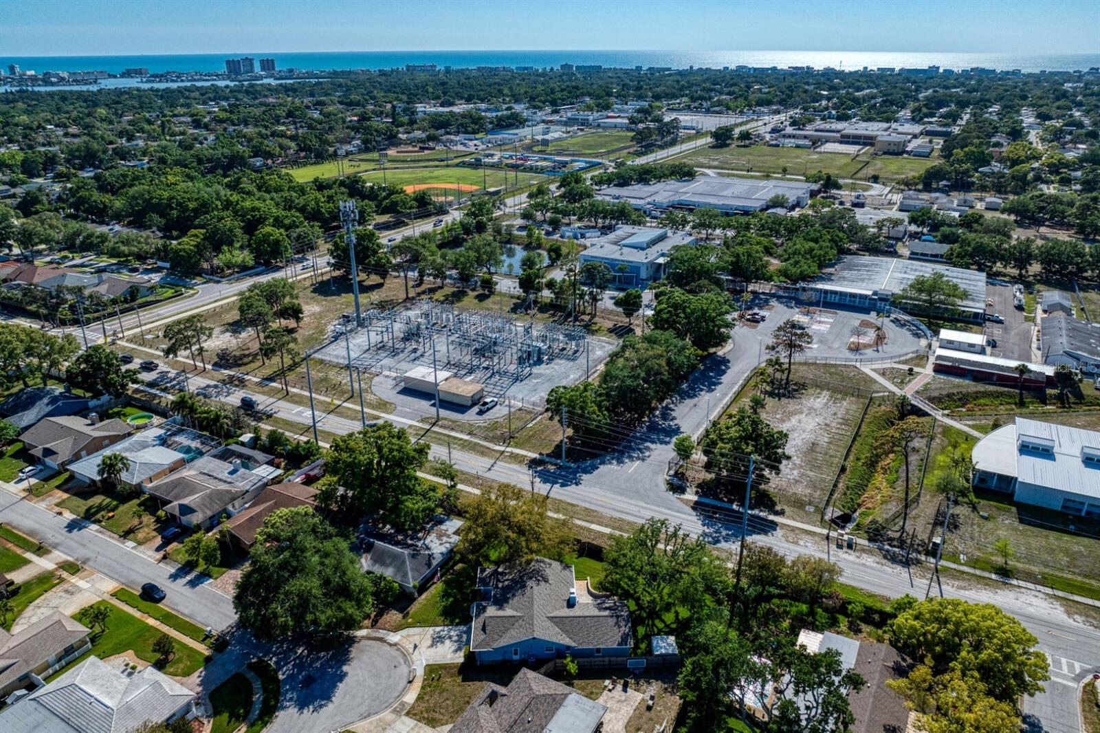 Image 48 of 49 For 8645 Pinetree Drive W