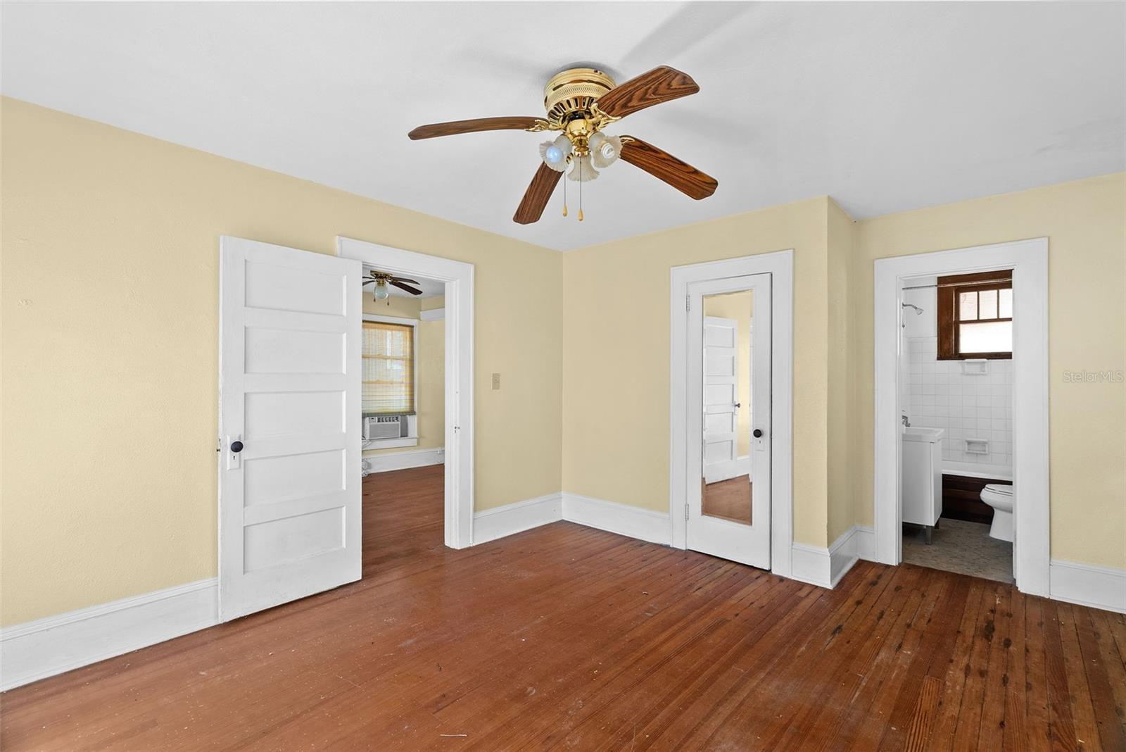 Image 18 of 53 For 300 President Street