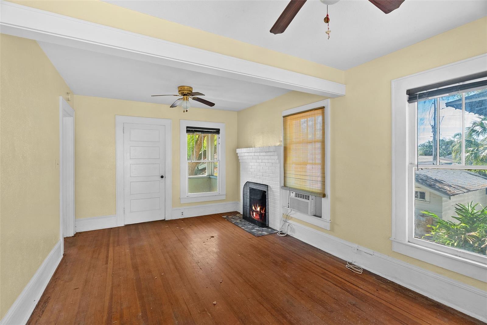 Image 19 of 53 For 300 President Street