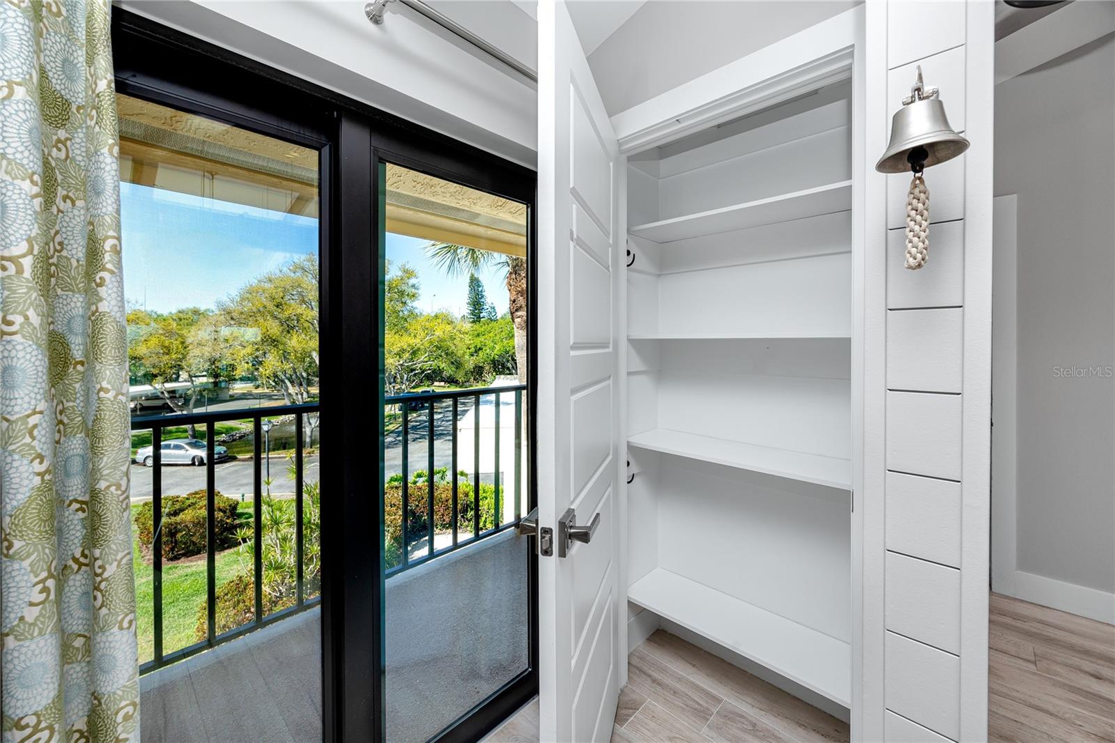 Image 11 of 48 For 7540 Sunshine Skyway Lane S 217