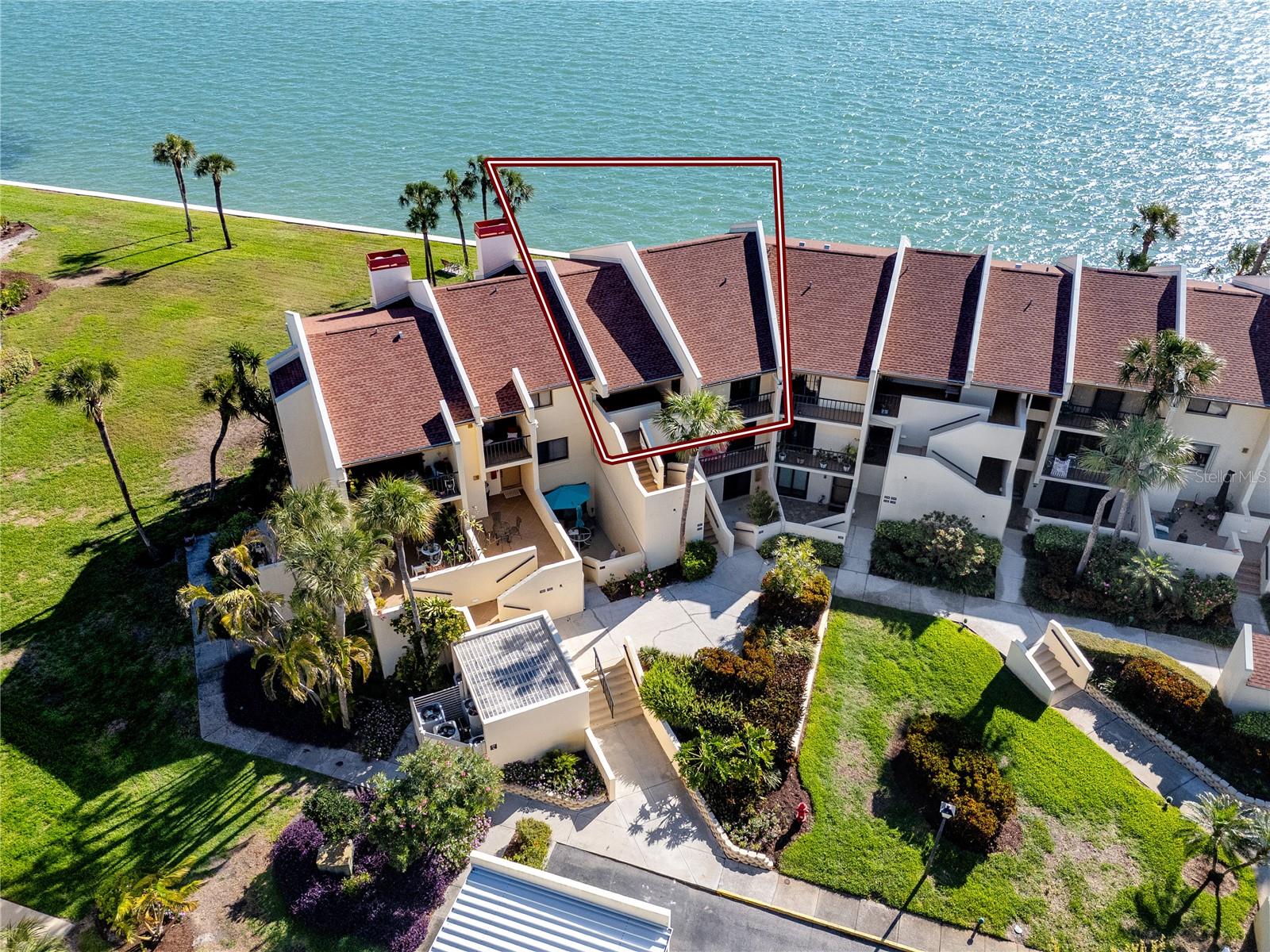 Image 36 of 48 For 7540 Sunshine Skyway Lane S 217