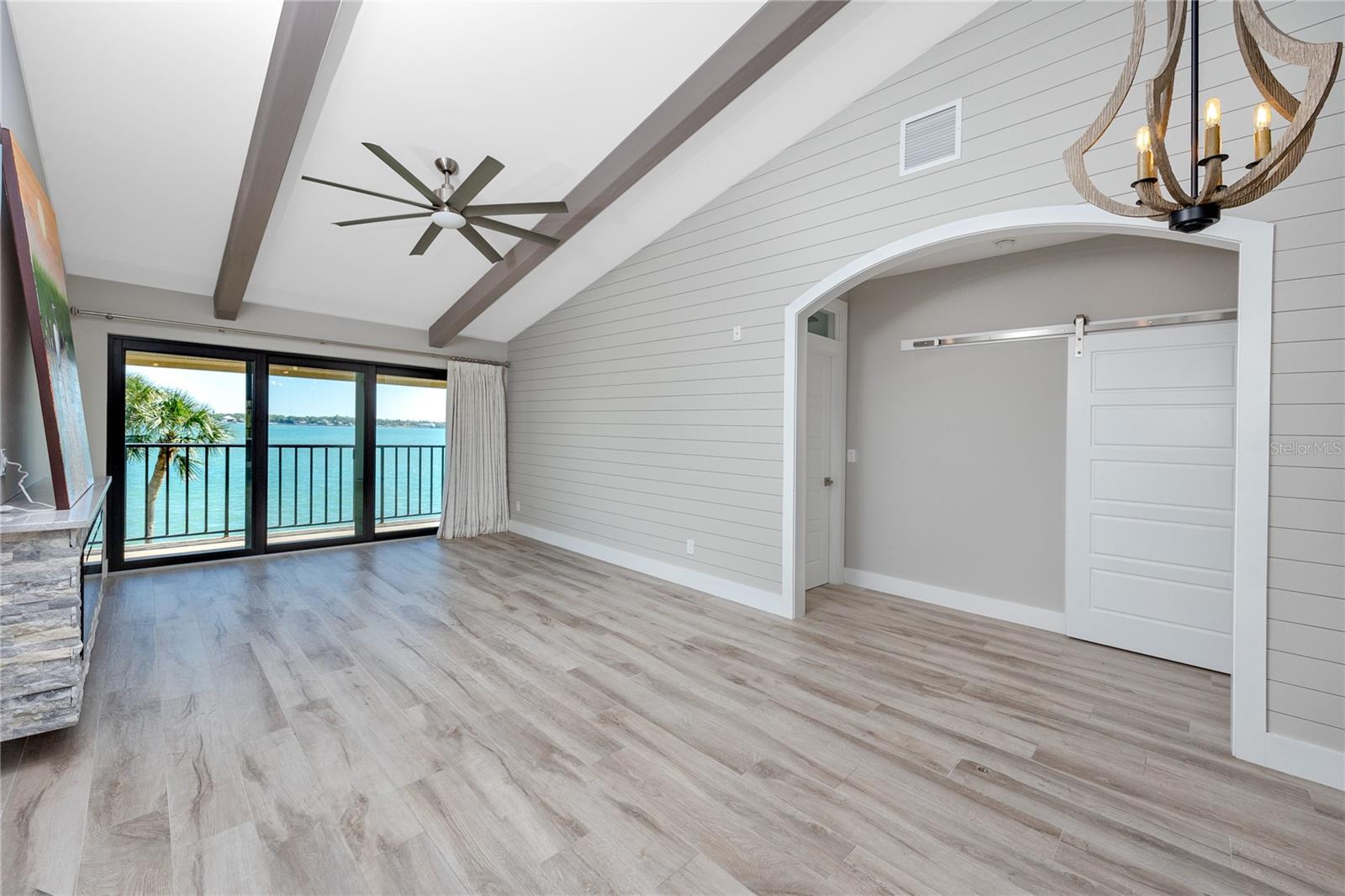 Image 4 of 48 For 7540 Sunshine Skyway Lane S 217