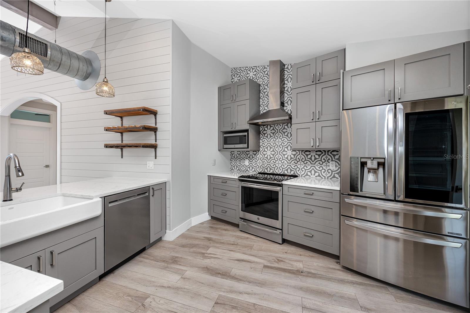 Image 6 of 48 For 7540 Sunshine Skyway Lane S 217