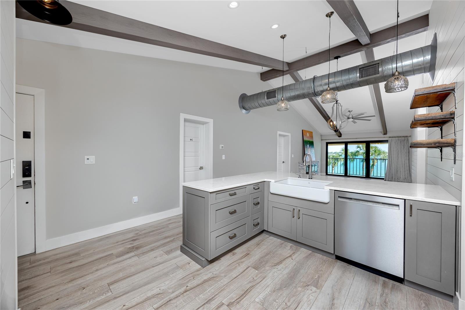 Image 7 of 48 For 7540 Sunshine Skyway Lane S 217