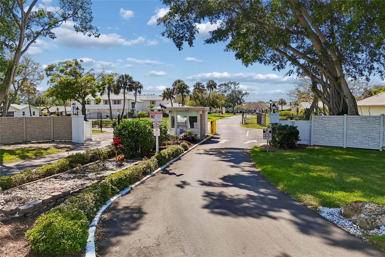 Image 2 of 59 For 3280 37th Way S B