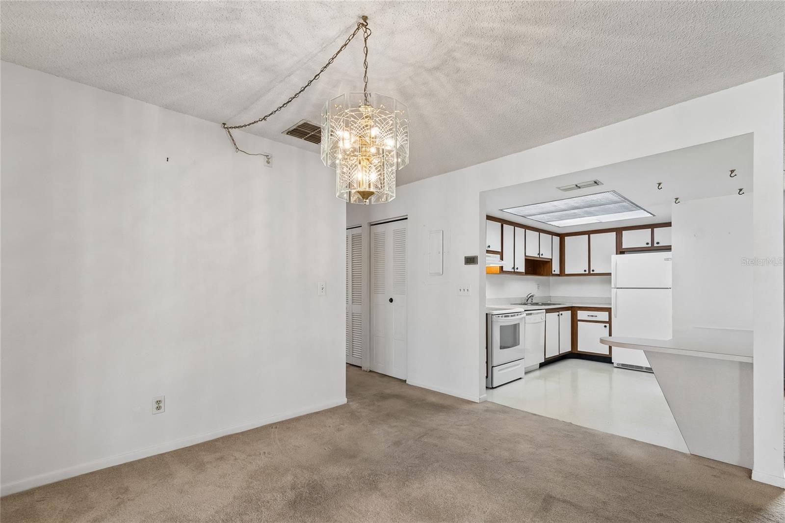 Image 20 of 59 For 3280 37th Way S B