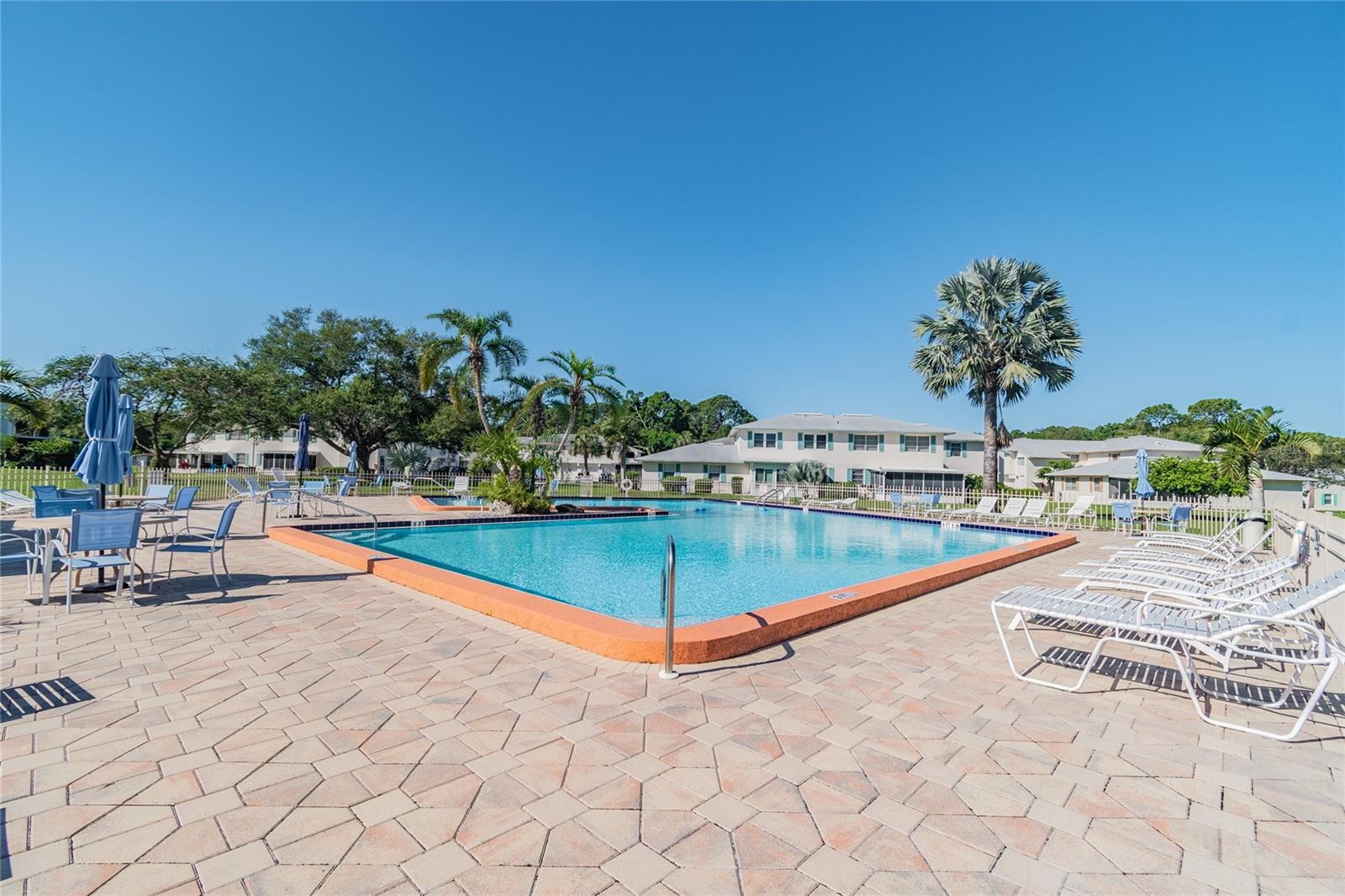 Image 46 of 59 For 3280 37th Way S B