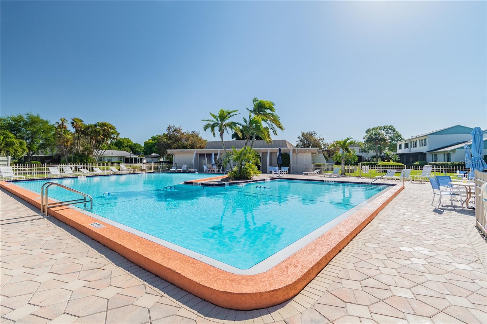 Image 47 of 59 For 3280 37th Way S B