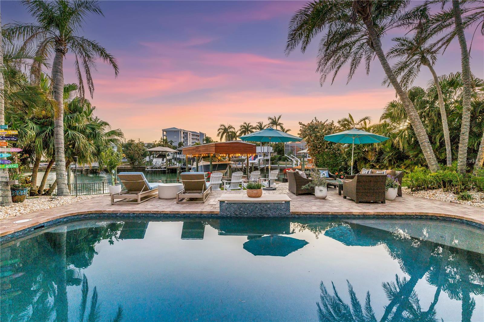 Image 11 of 75 For 624 Snug Island