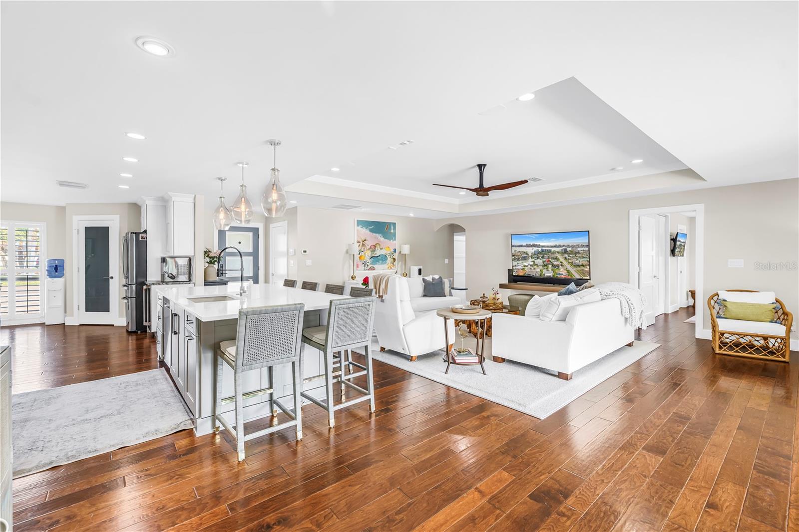 Image 15 of 75 For 624 Snug Island