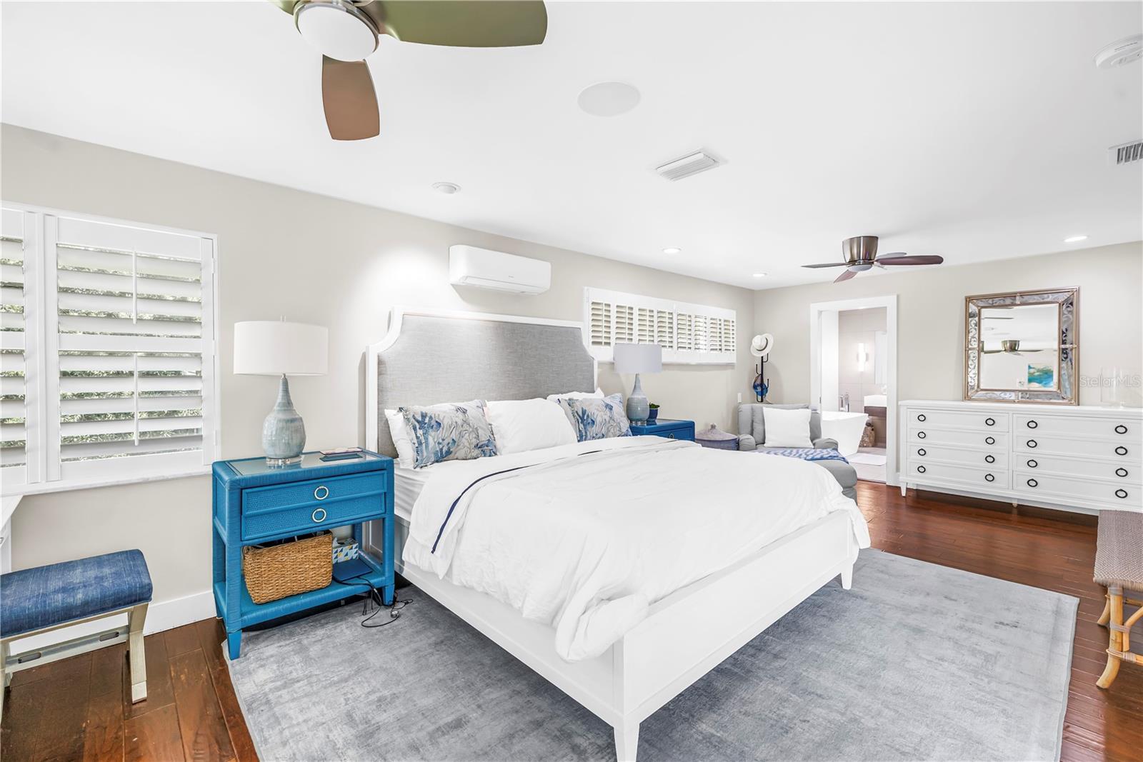 Image 20 of 75 For 624 Snug Island