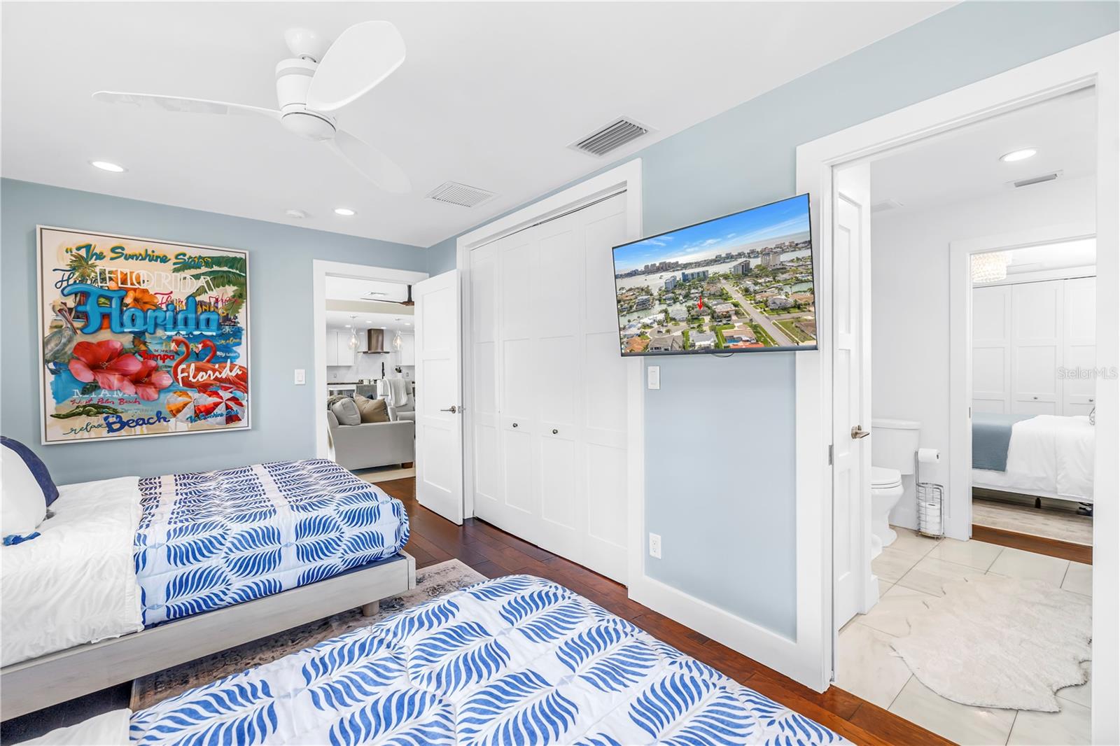 Image 29 of 75 For 624 Snug Island