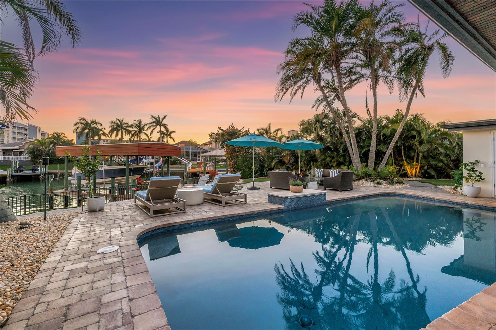 Image 50 of 75 For 624 Snug Island