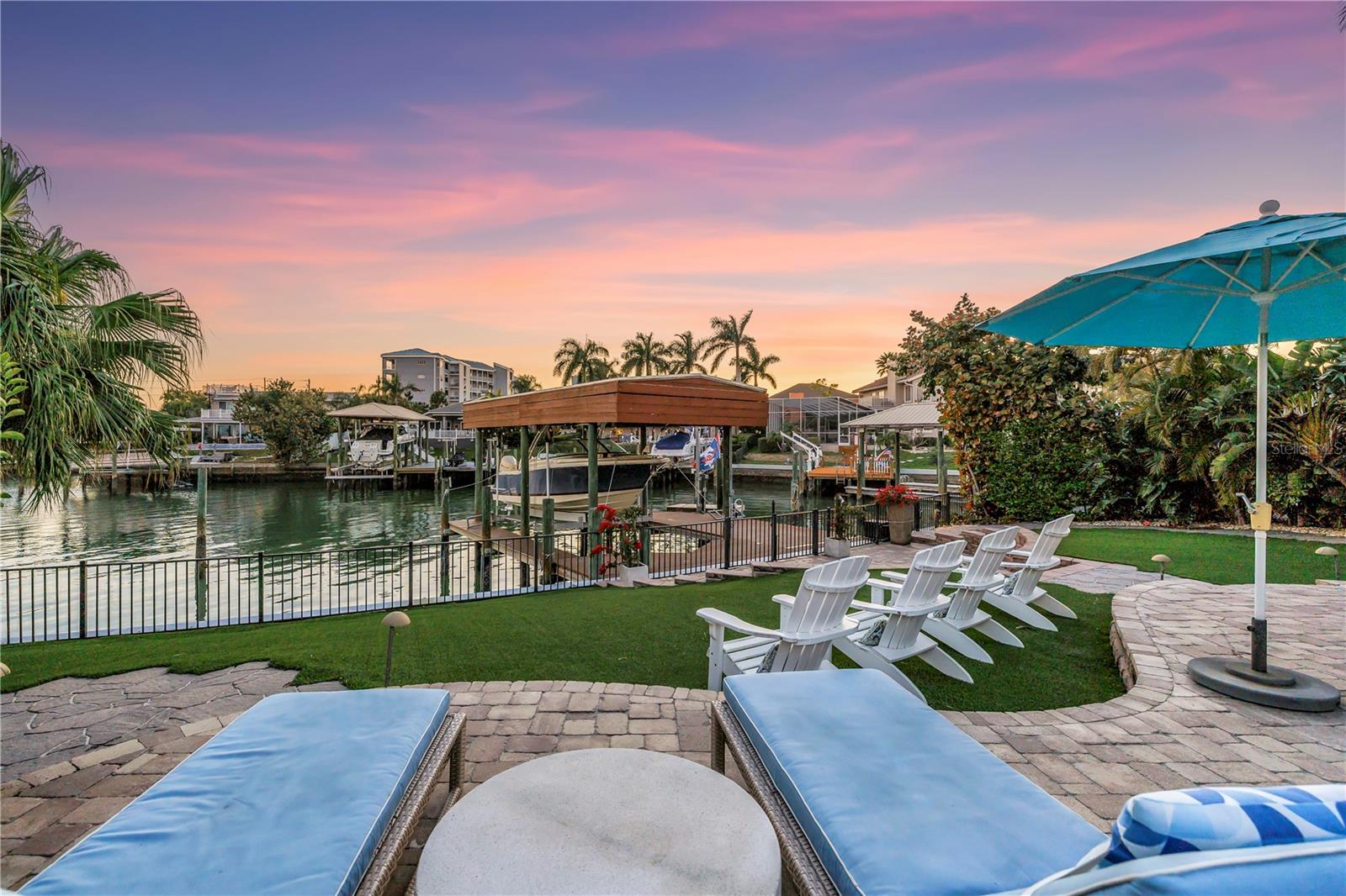 Image 52 of 75 For 624 Snug Island