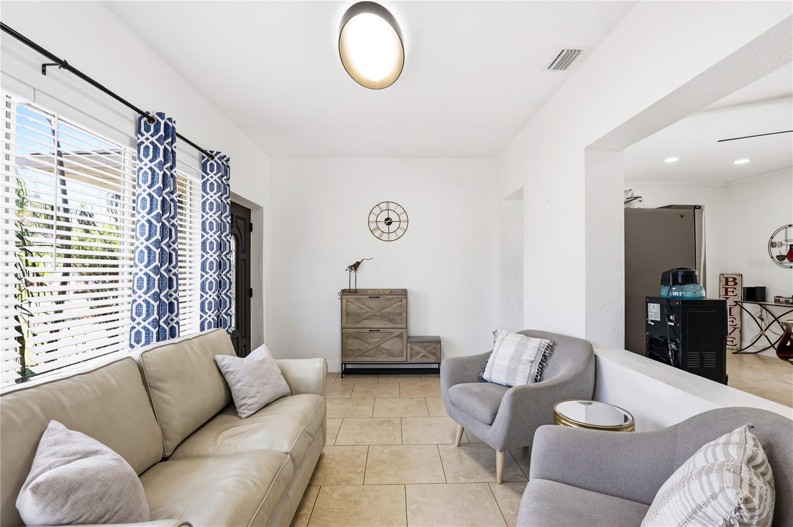 Image 10 of 62 For 1505 Laura Street