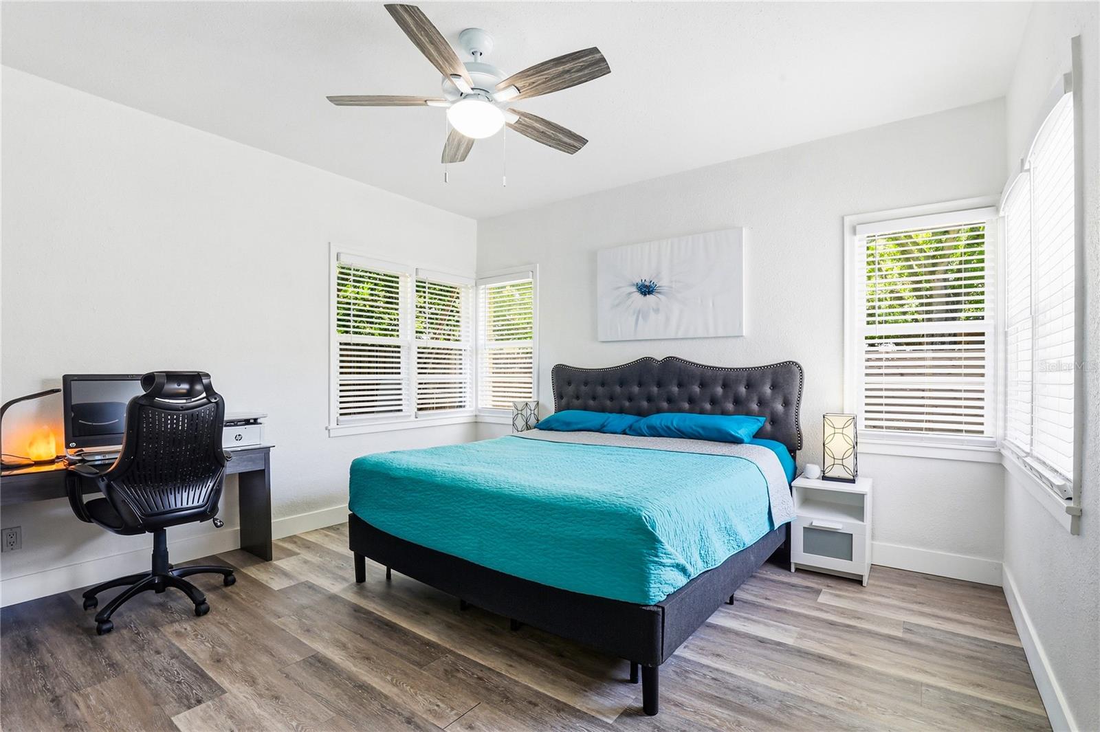 Image 33 of 62 For 1505 Laura Street