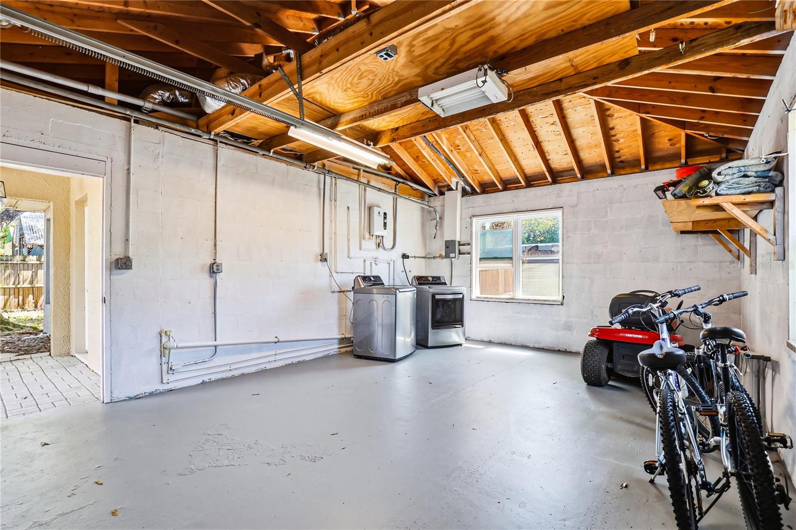 Image 44 of 62 For 1505 Laura Street