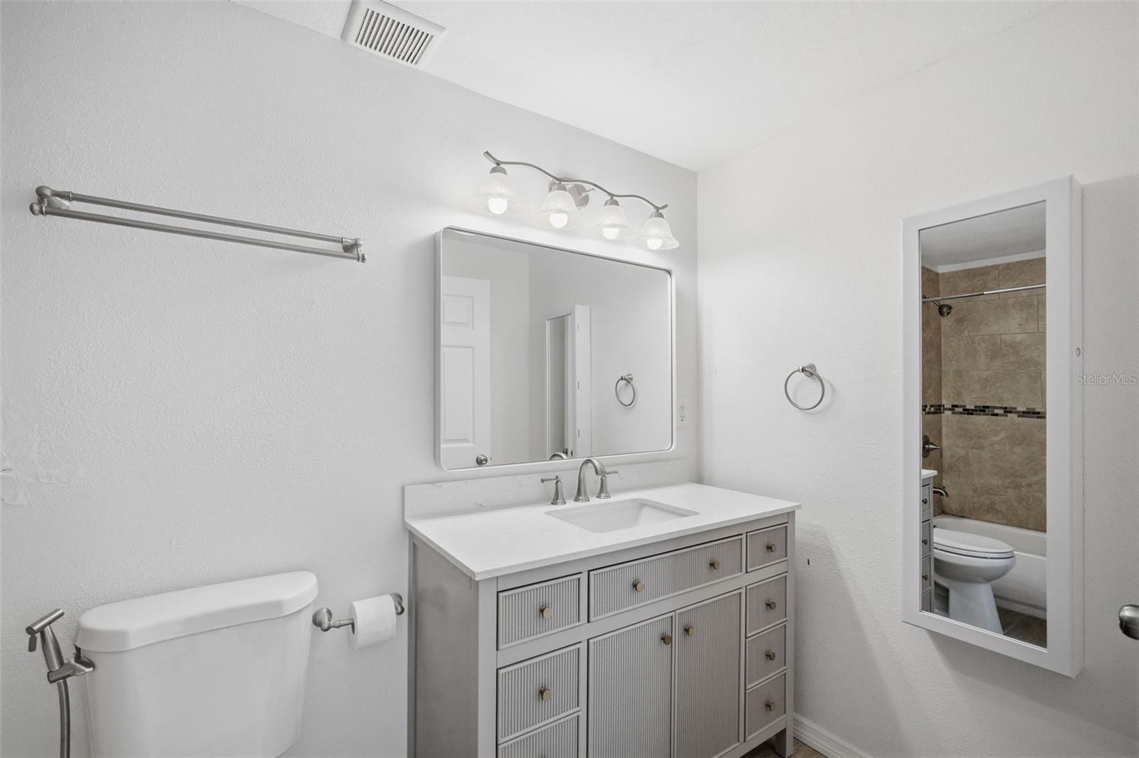 Image 18 of 32 For 4110 Leila Avenue