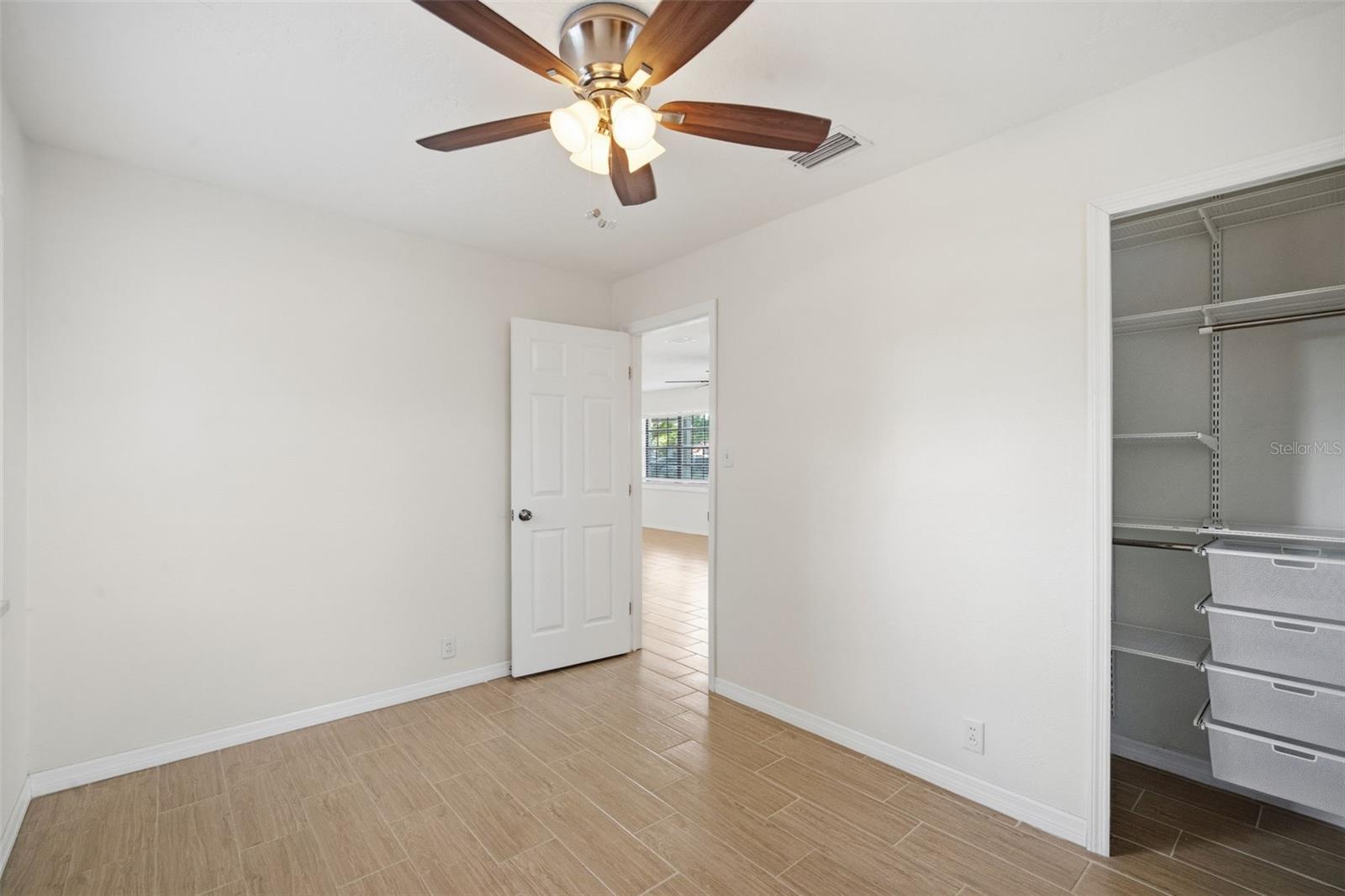 Image 23 of 32 For 4110 Leila Avenue