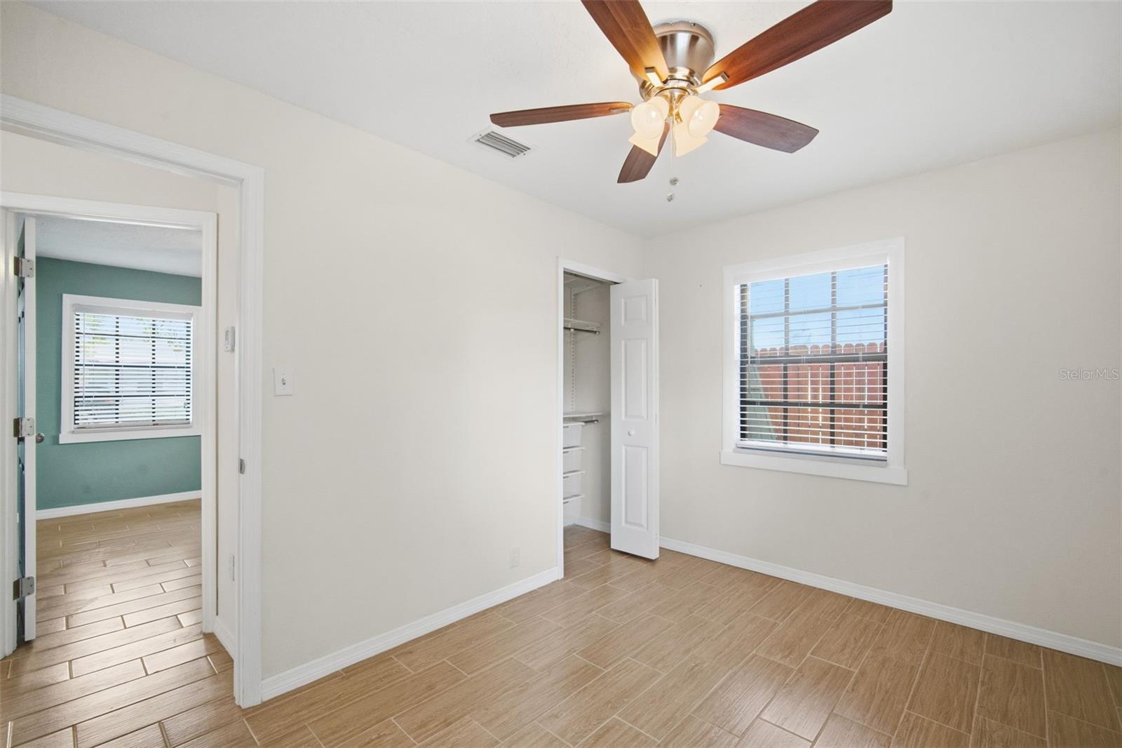 Image 24 of 32 For 4110 Leila Avenue