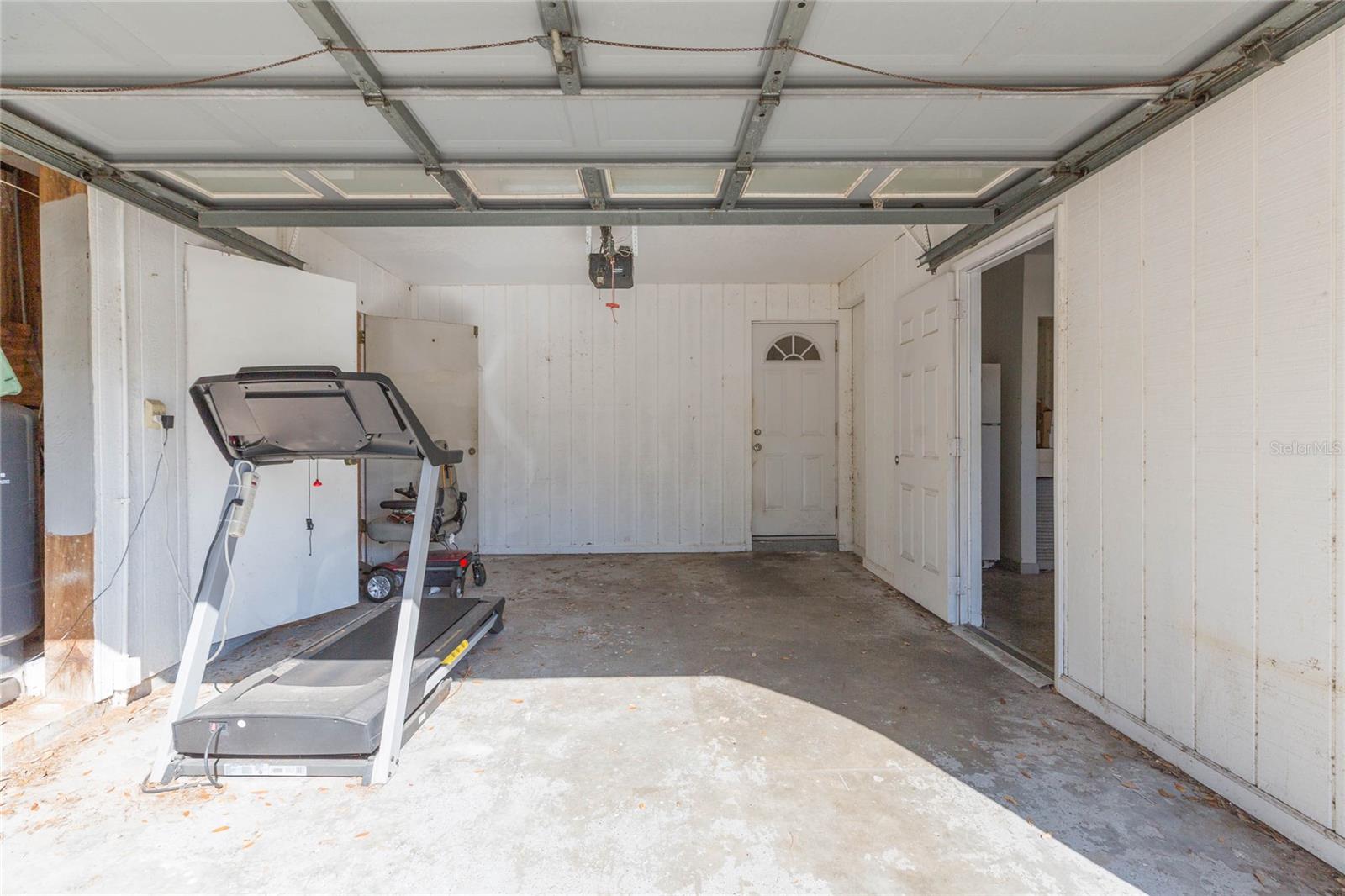 Image 33 of 50 For 17616 Eagle Lane