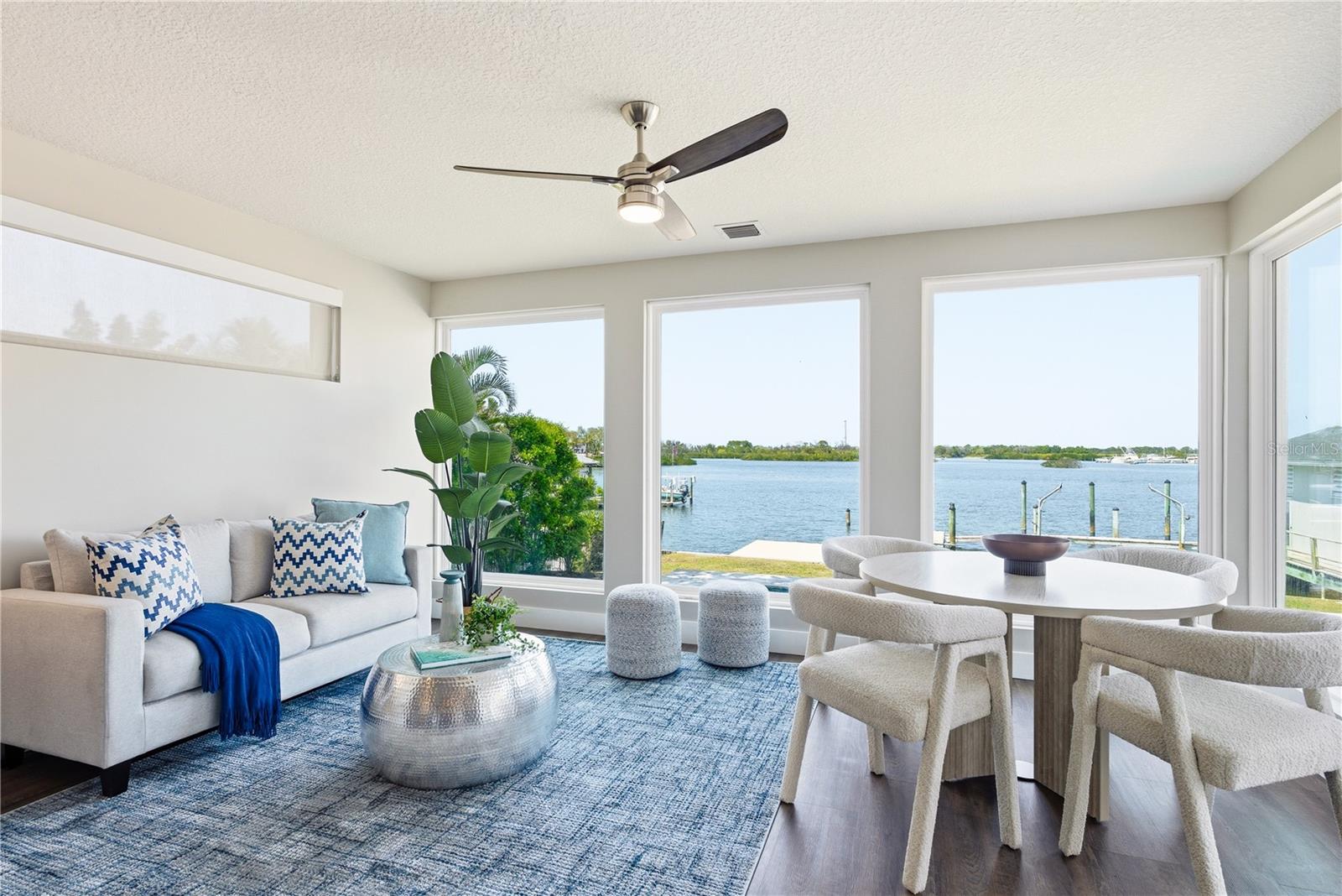 Image 14 of 94 For 915 Bayshore Drive