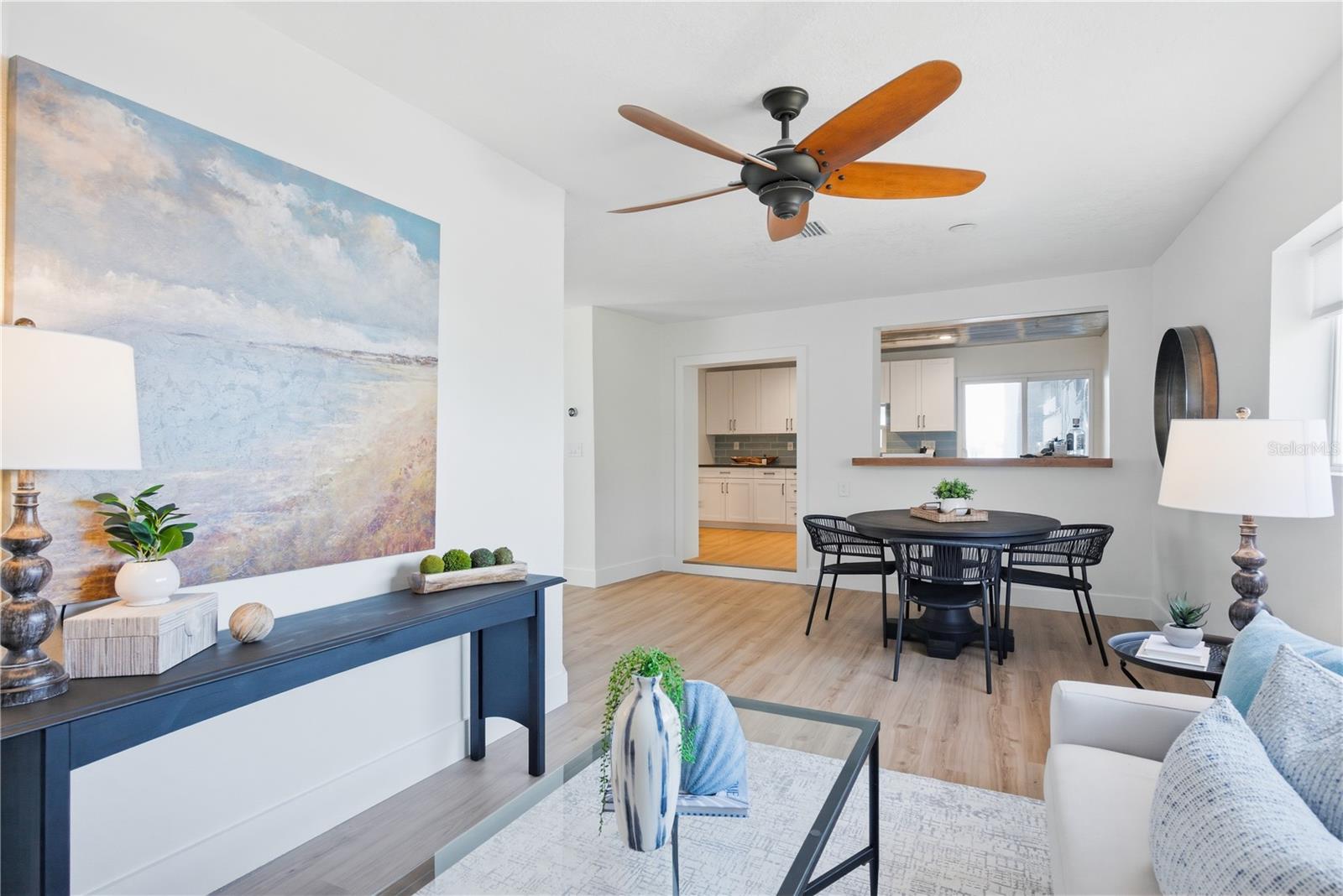 Image 61 of 94 For 915 Bayshore Drive