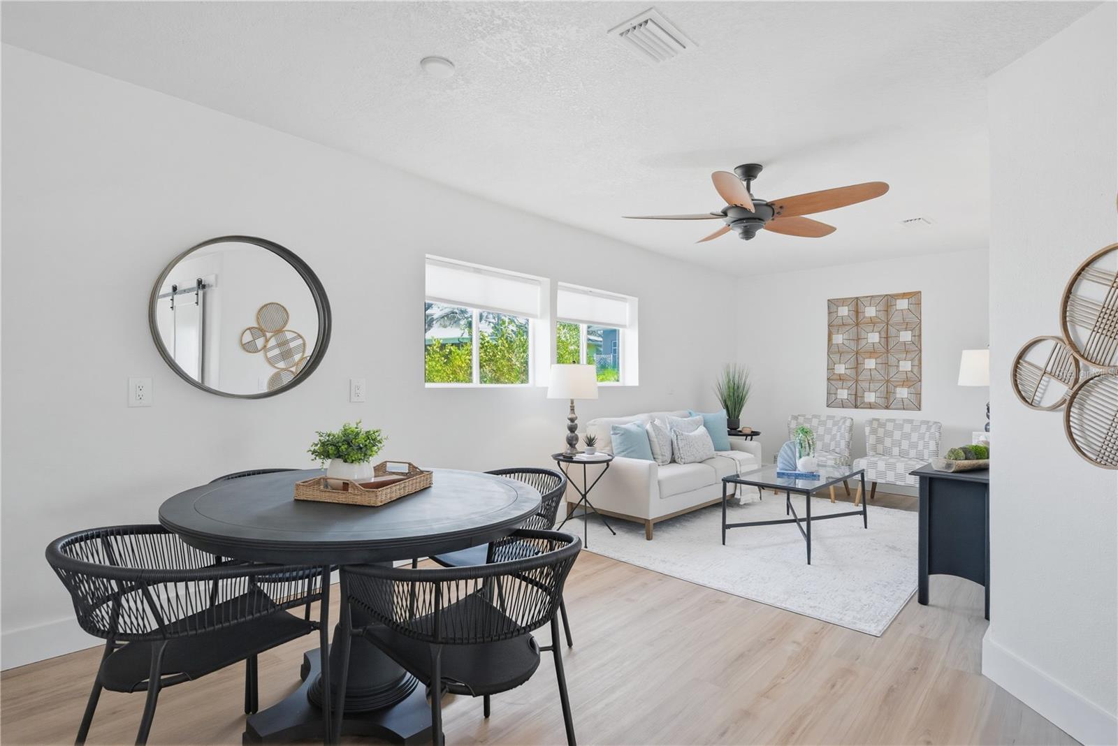 Image 63 of 94 For 915 Bayshore Drive