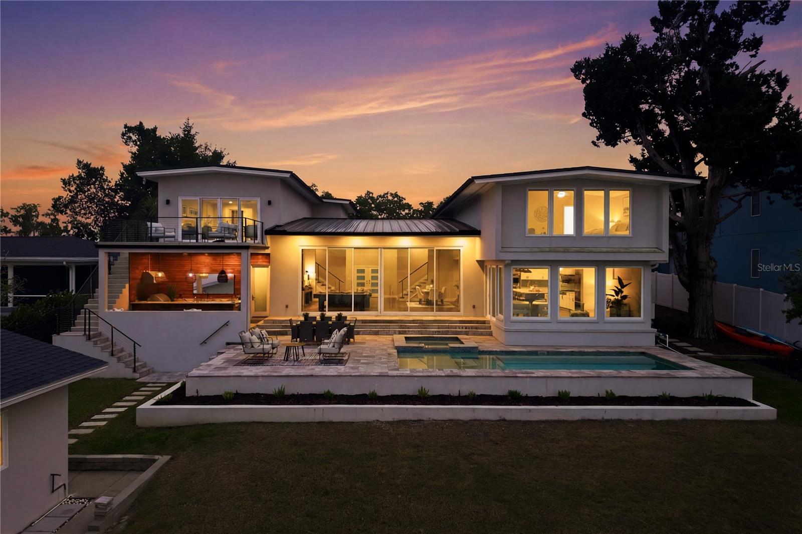 Image 77 of 94 For 915 Bayshore Drive