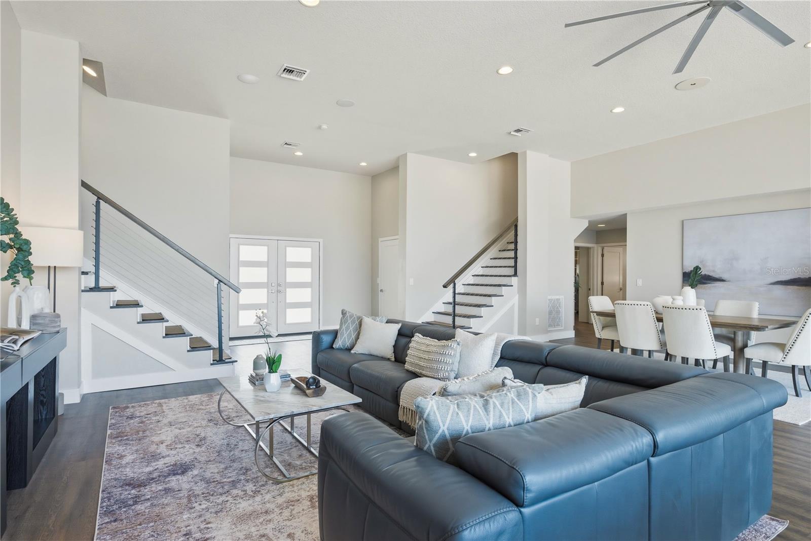 Image 9 of 94 For 915 Bayshore Drive