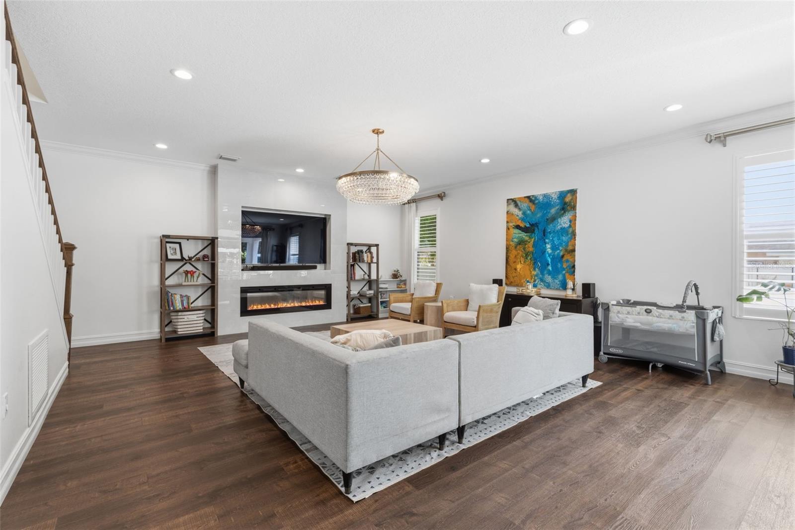 Image 13 of 40 For 2510 Carmen Street