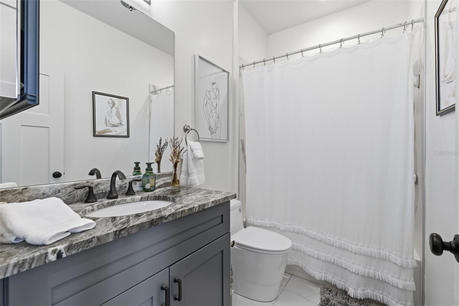 Image 15 of 40 For 2510 Carmen Street