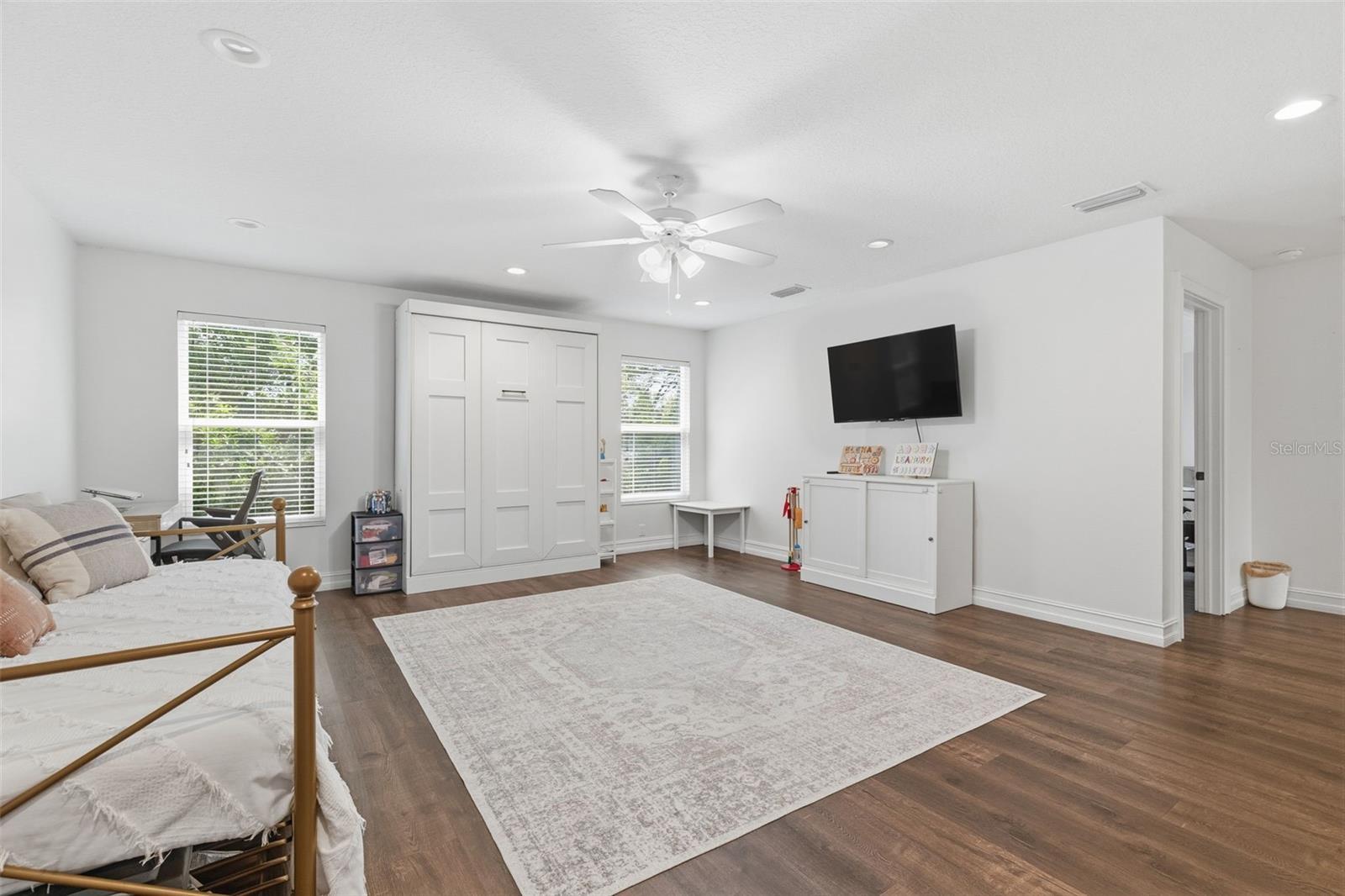 Image 18 of 40 For 2510 Carmen Street