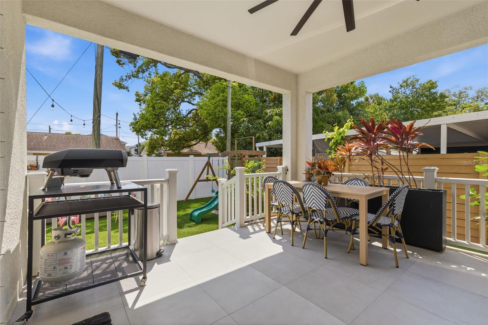 Image 31 of 40 For 2510 Carmen Street