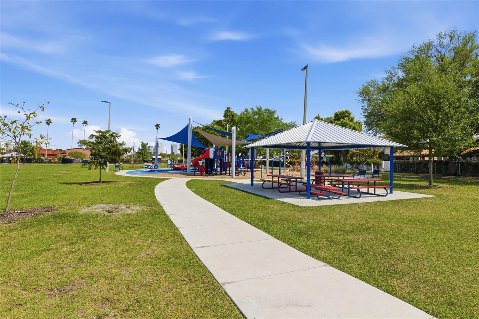 Image 37 of 40 For 2510 Carmen Street