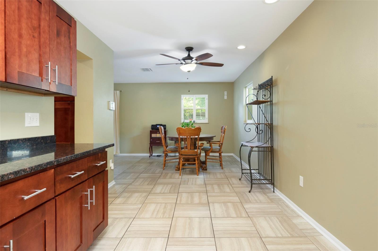 Image 18 of 34 For 5206 Newton Avenue S