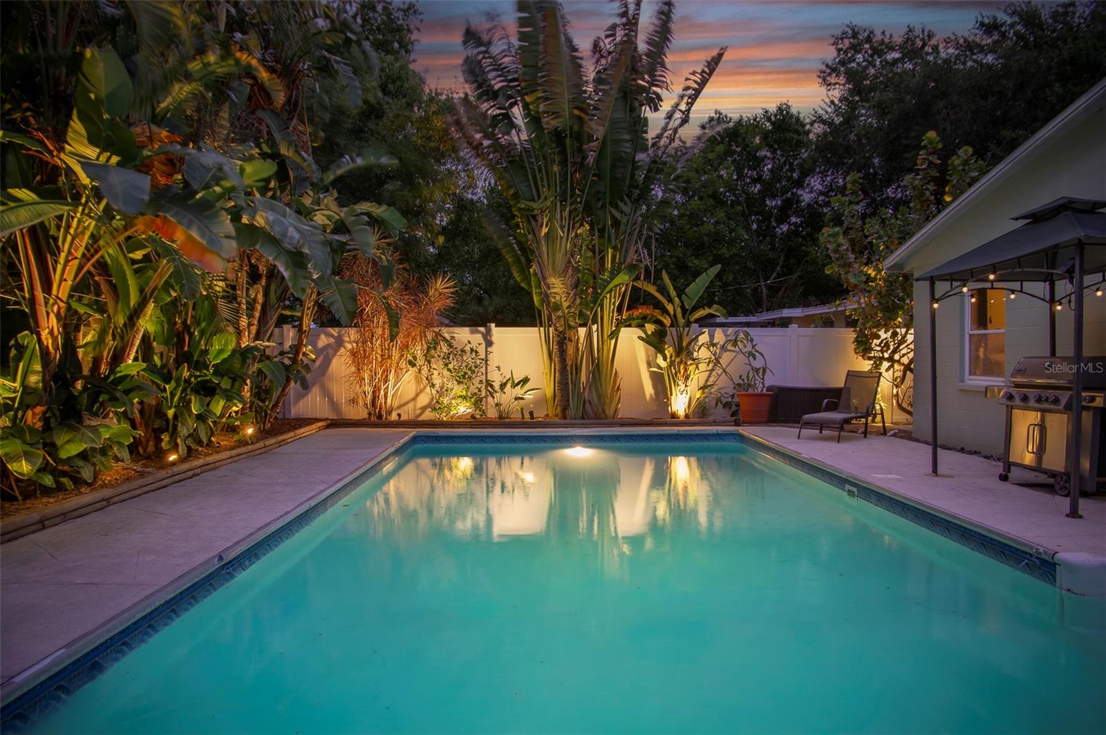 Image 2 of 34 For 5206 Newton Avenue S