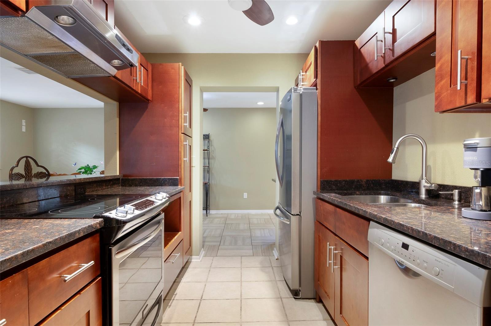 Image 3 of 34 For 5206 Newton Avenue S