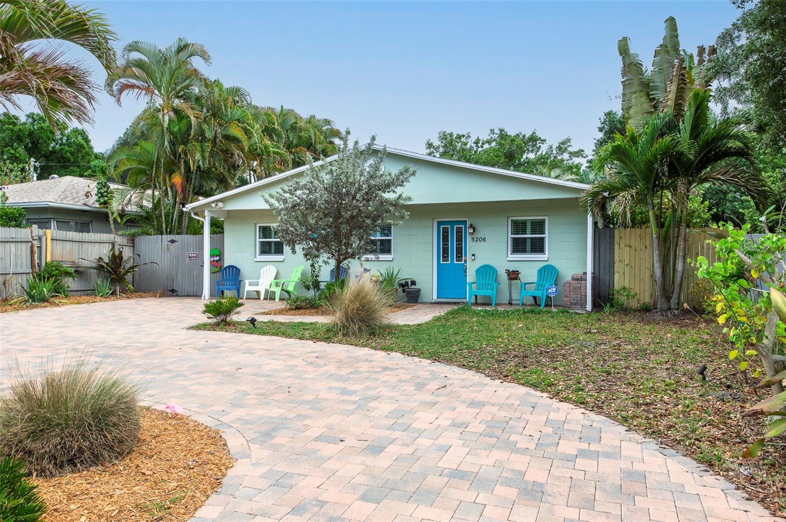 Image 4 of 34 For 5206 Newton Avenue S