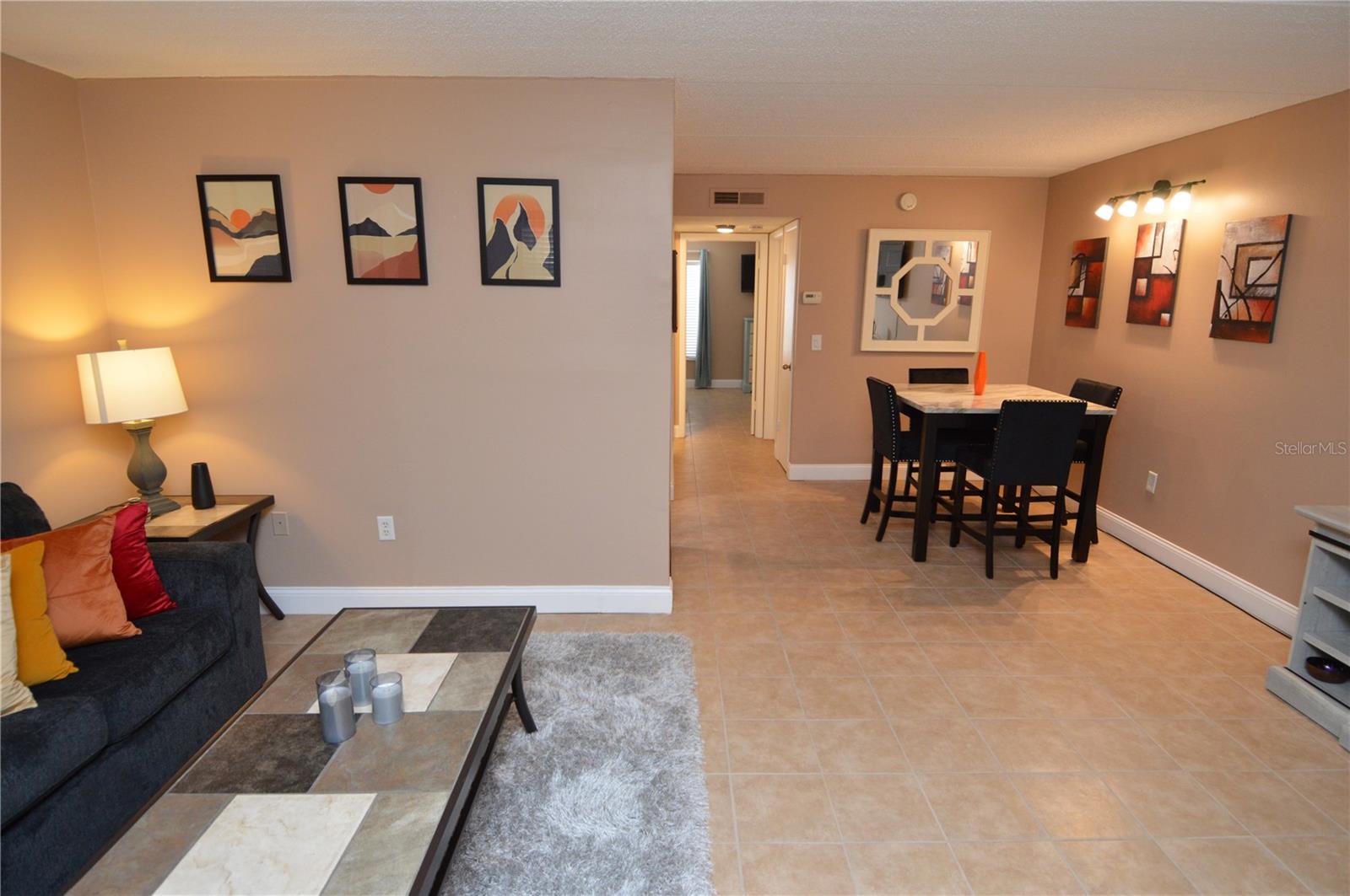 Image 23 of 88 For 12760 Indian Rocks Road 548