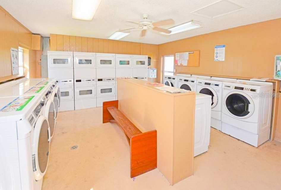 Image 43 of 88 For 12760 Indian Rocks Road 548