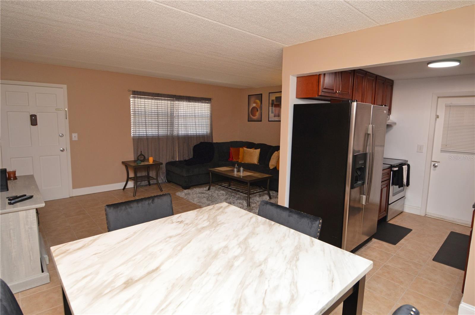 Image 6 of 88 For 12760 Indian Rocks Road 548