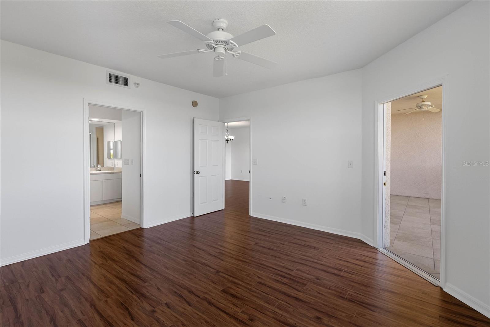 Image 20 of 69 For 6575 99th Way N 22205