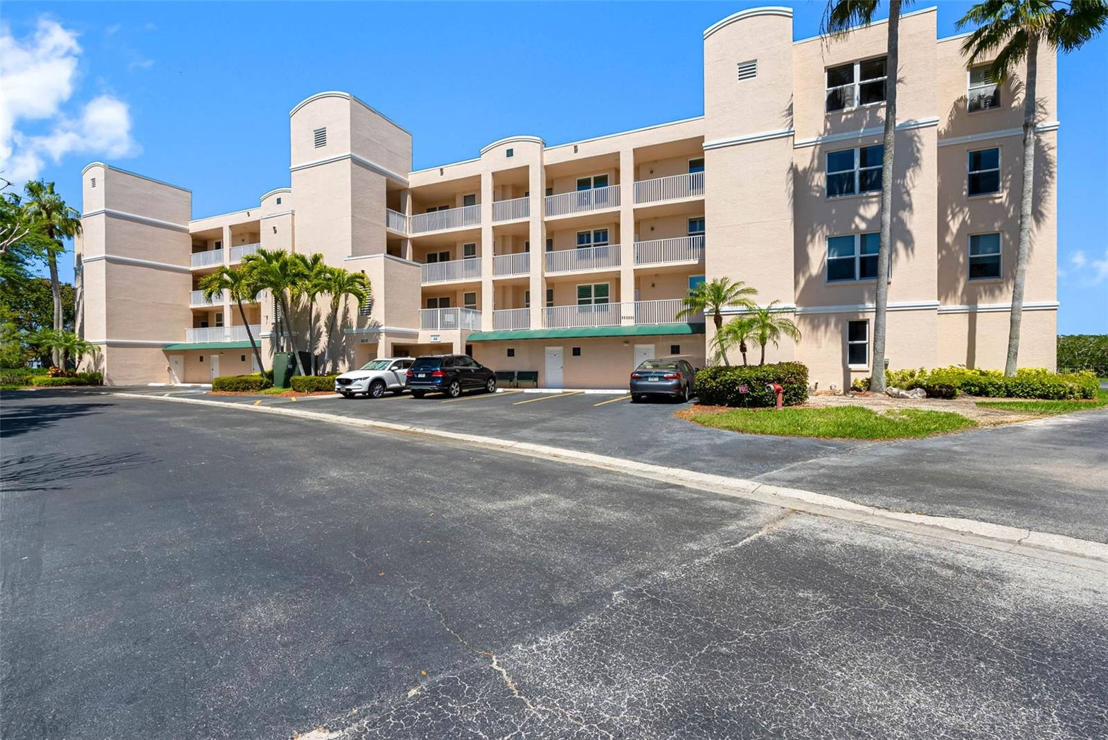 Image 38 of 69 For 6575 99th Way N 22205